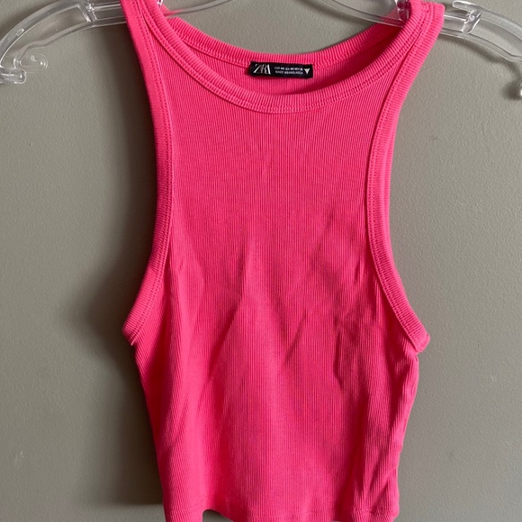 Zara Tops - tank top,low sides